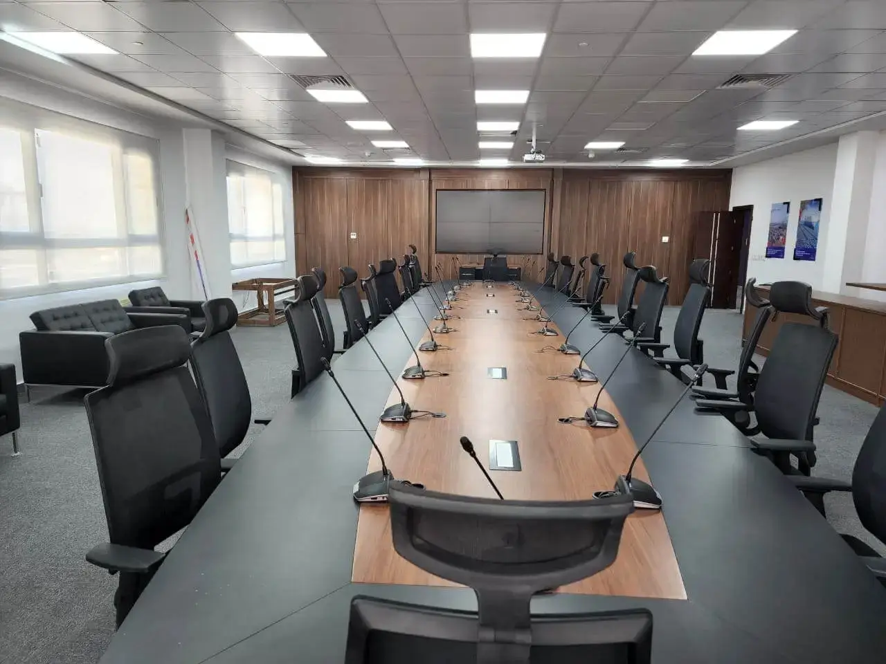 Archer | DP World | Conference Room | administrative