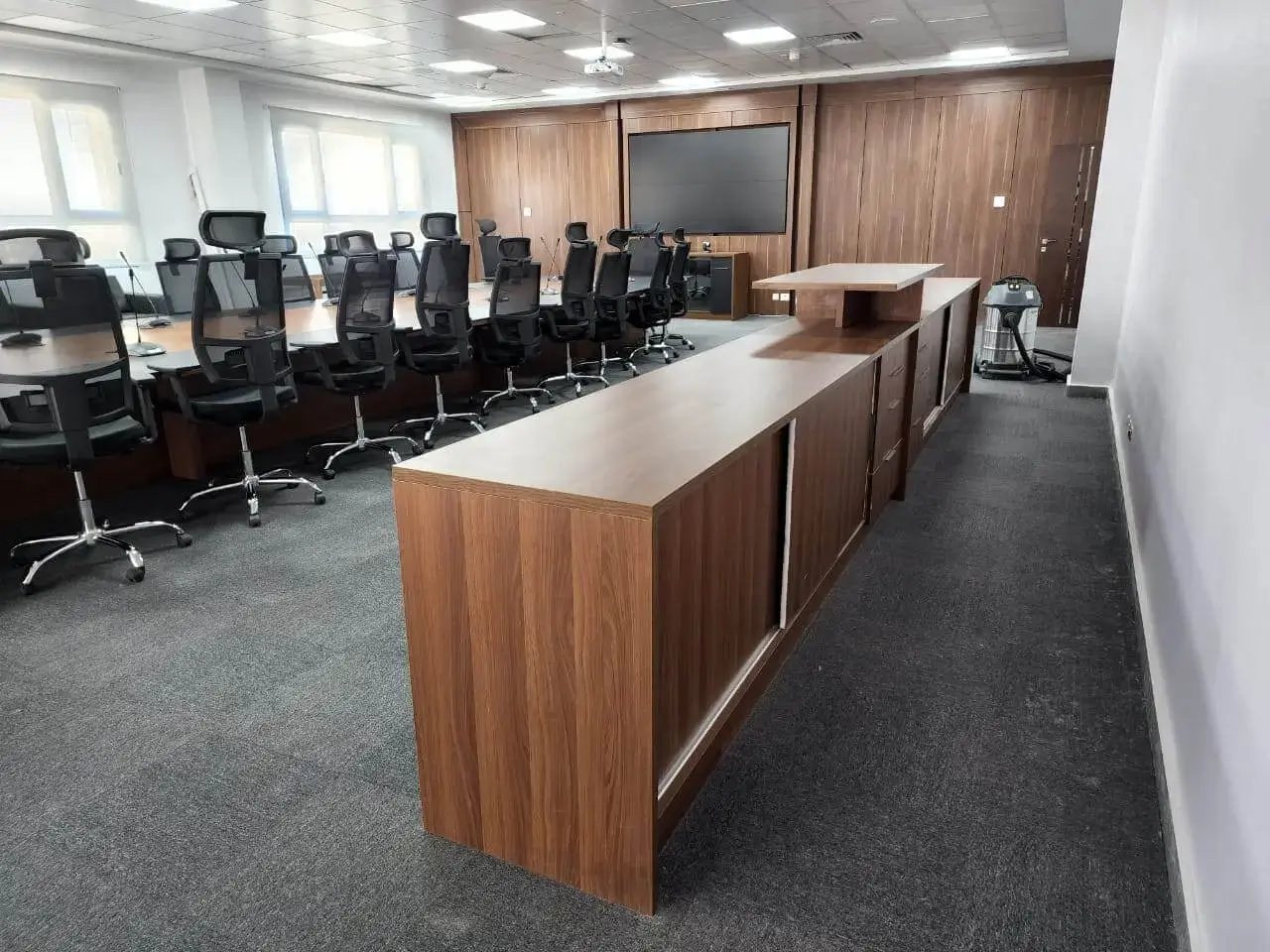 Archer | DP World | Conference Room | administrative